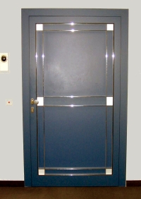 Tür vom Treppenraum zum Geschäftsbereich